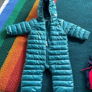Primary lightweight puffer suit spruce 0-6 months